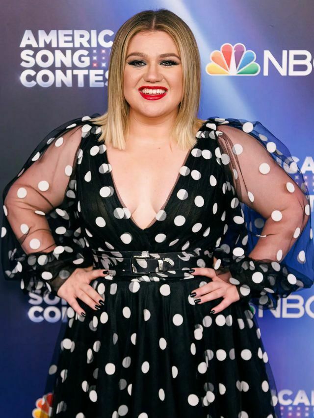 Kelly Clarkson Net Worth, Biography, Age, Height Angel Messages